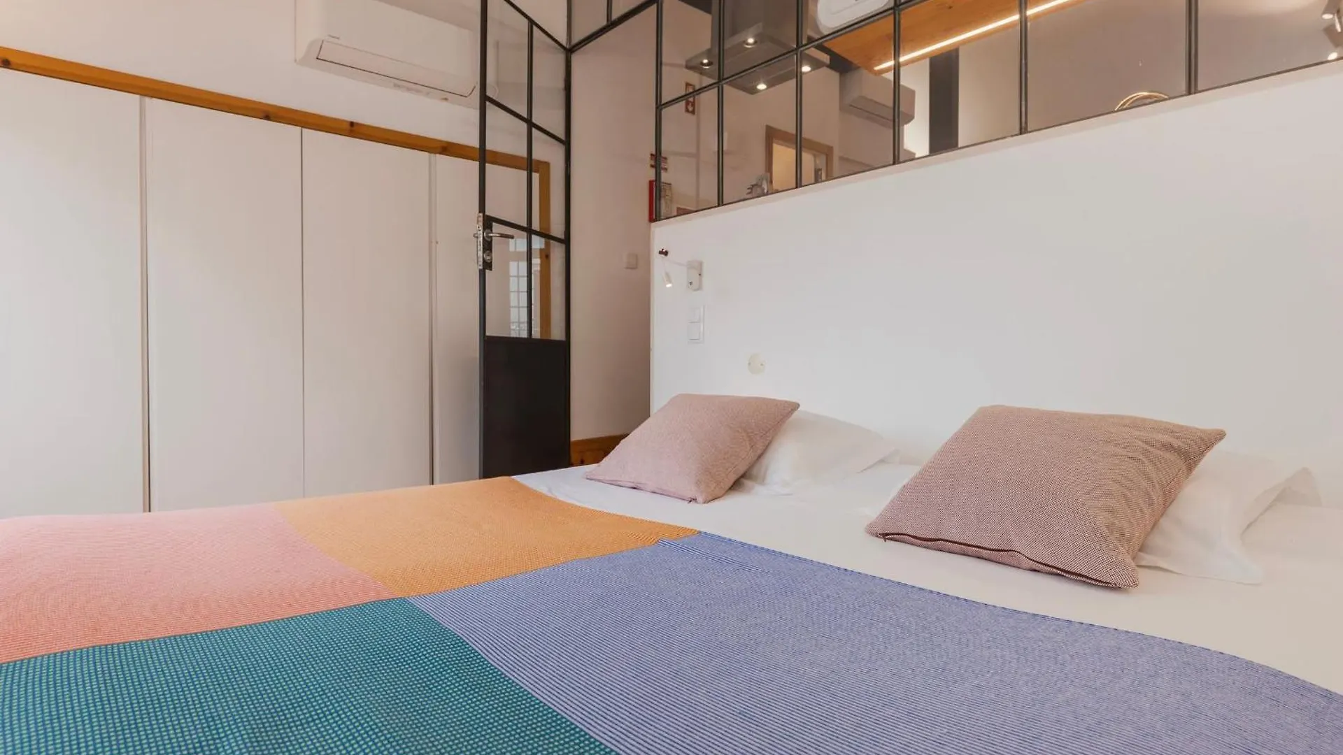 Bright & Central Loft By Lovelystay Lisboa 0*,